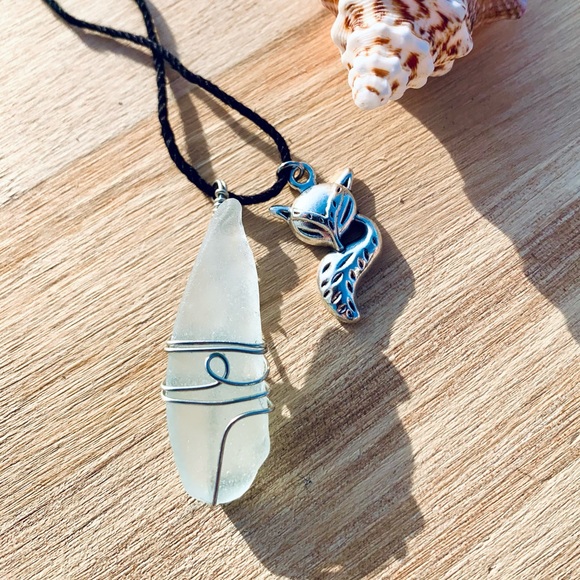 Ocean Fox Seaglass Necklace - Picture 5 of 8